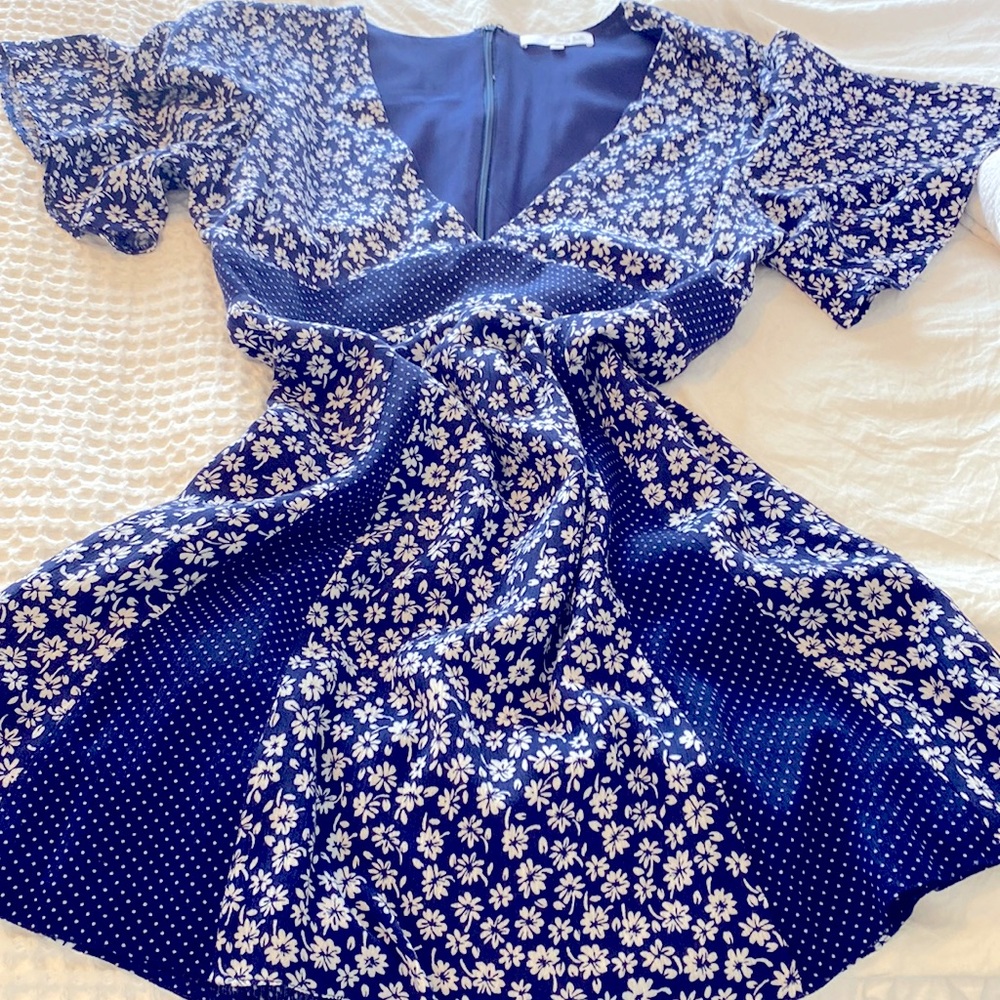 Fully lined floral mini dress